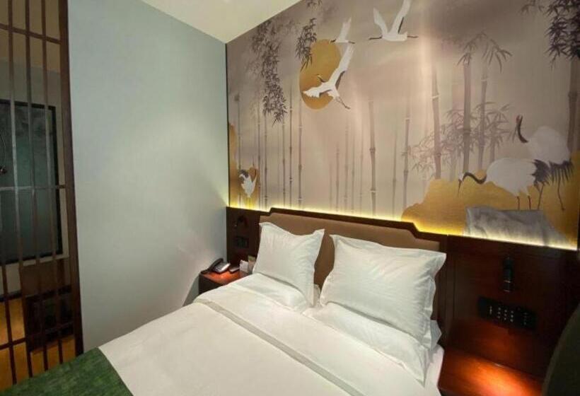 Отель Greentree Inn Express Datong Highspeed Railway Station Wanda Plaza Fangte