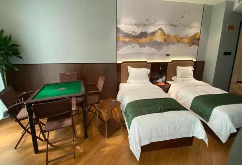 ホテル Greentree Inn Express Datong Highspeed Railway Station Wanda Plaza Fangte