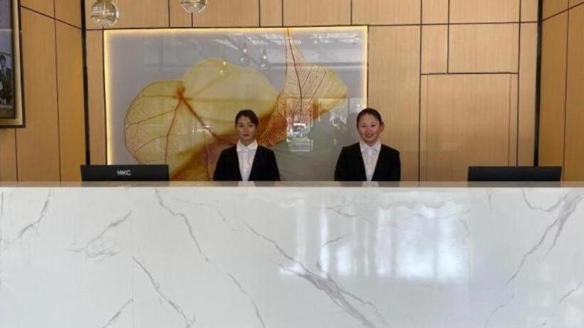 בית מלון כפרי Greentree Inn Express Shandong Jinin Jiaxiang Railway Station