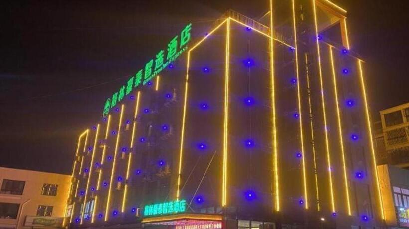 בית מלון כפרי Greentree Inn Express Shandong Jinin Jiaxiang Railway Station