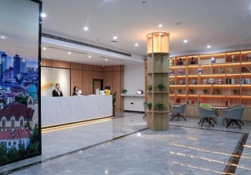 בית מלון כפרי Greentree Inn Express Shandong Qingdao Chengyang District Aodong Road