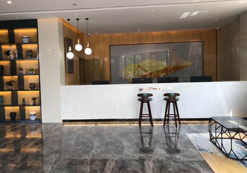 בית מלון כפרי Greentree Inn Qingdao Laixi High Speed Railway Sta