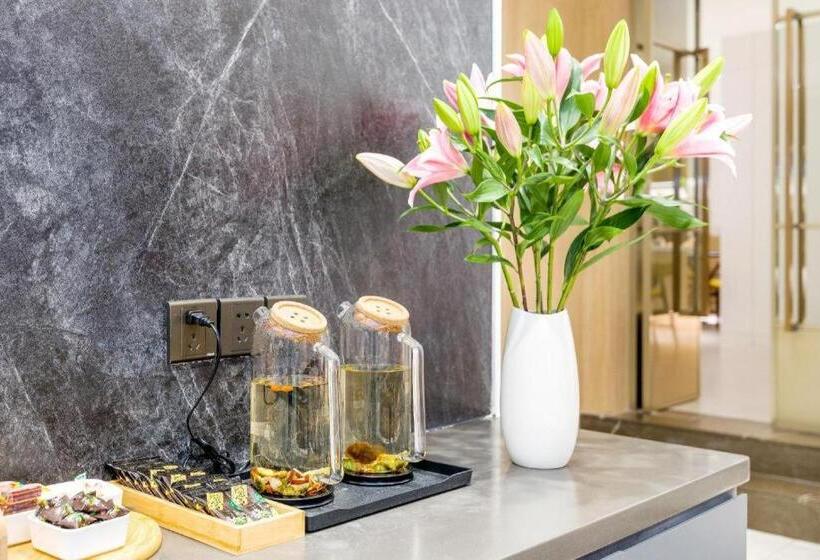 Hanting Premium Hotel Guangzhou Dongxiaonan Metro Station