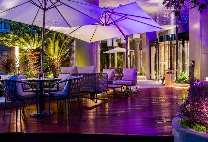 فندق Home Inn Plus Shanghai Pudong Airport Chuansha Branch