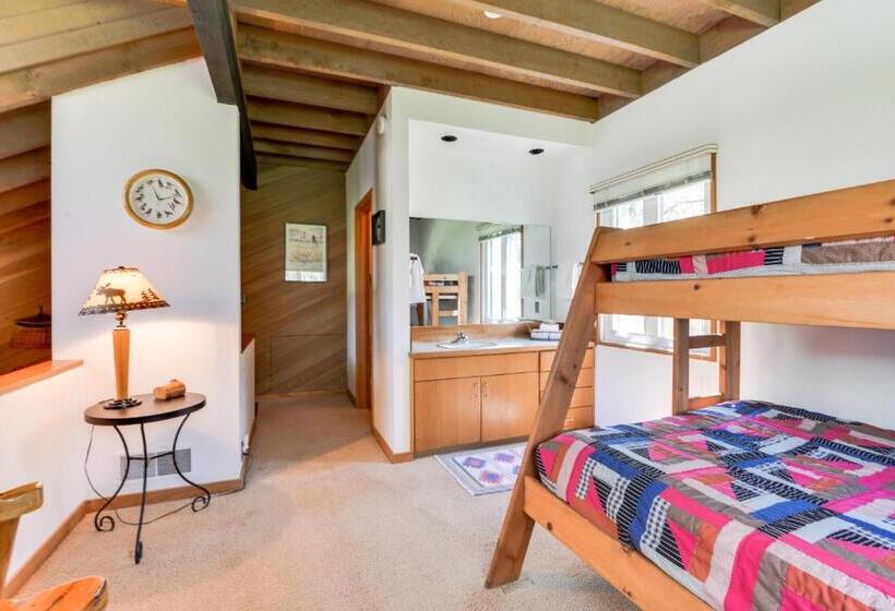 هتل Meadow House 11 | Discover Sunriver