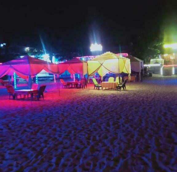 호텔 Om Baga Residency Inn