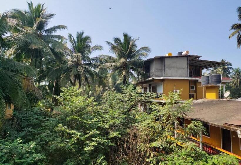 호텔 Om Baga Residency Inn