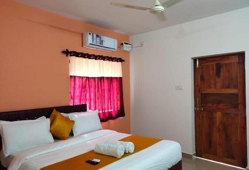 호텔 Om Baga Residency Inn