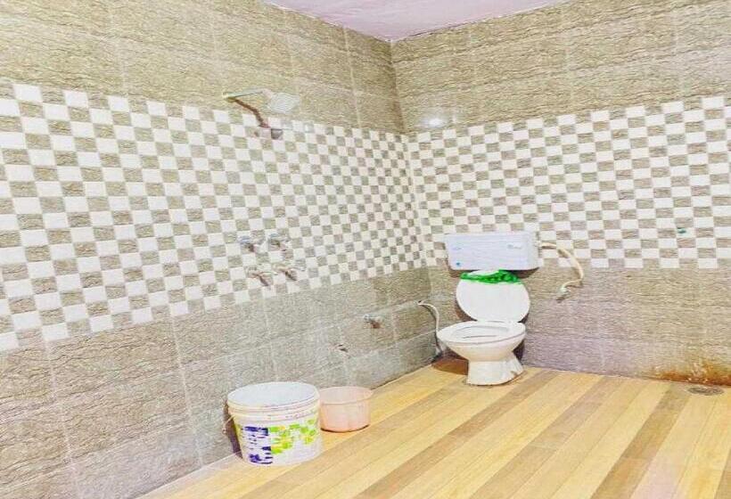 هتل Oyo 70047 Apna  And Restaurant