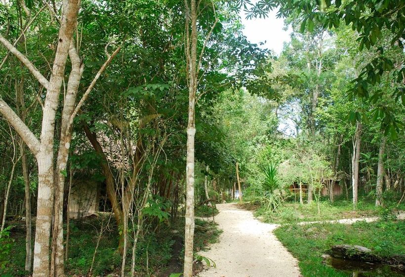 فندق Puerta Calakmul