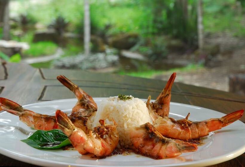 فندق Puerta Calakmul