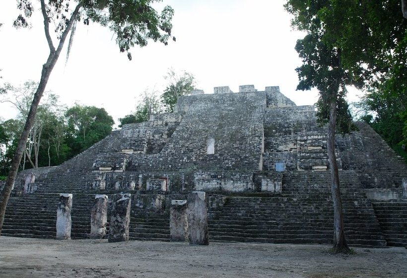 فندق Puerta Calakmul