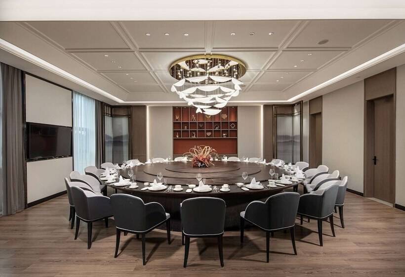 בית מלון כפרי Ramada By Wyndham Pinghu