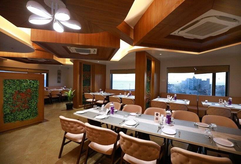 酒店 The Grand Ladhukara