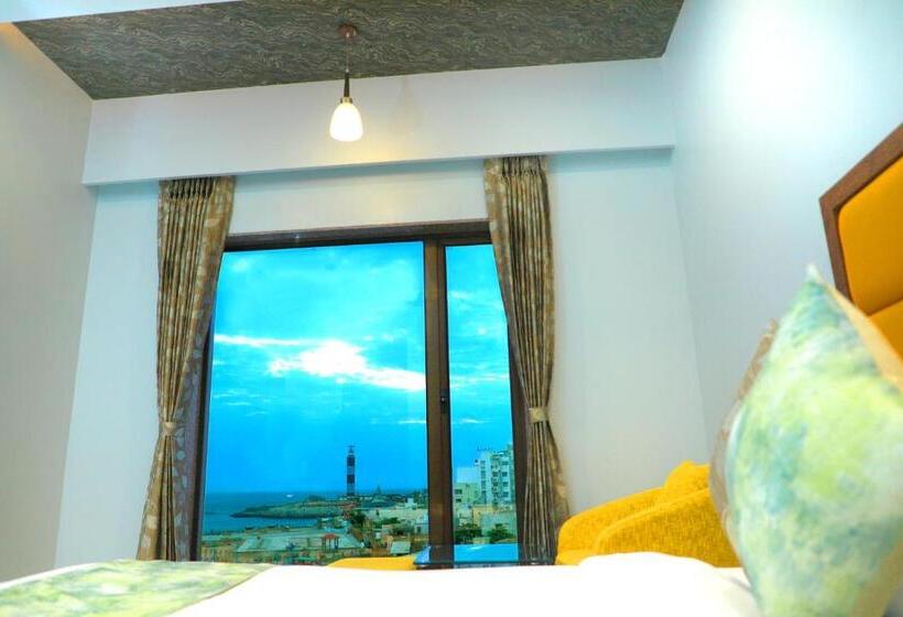 酒店 The Grand Ladhukara