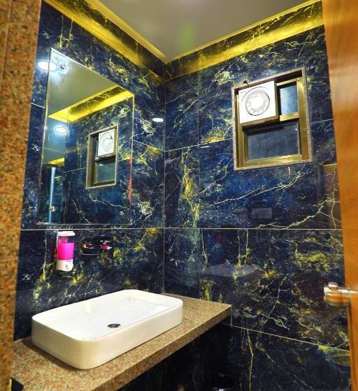 酒店 The Grand Ladhukara