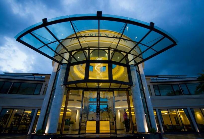 Отель The Green View