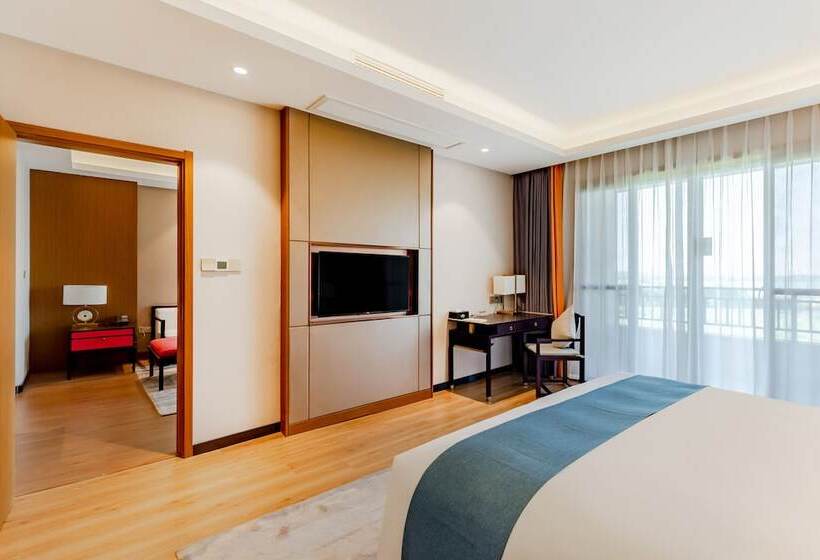 Howard Johnson Lakeview Hotel Huaibei