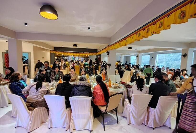 Maplewood Hotel & Spa