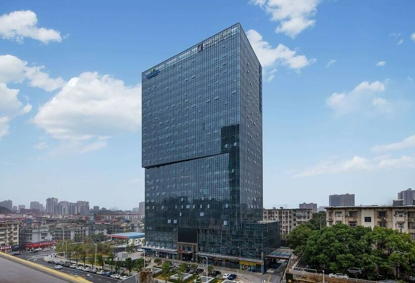 Microtel By Wyndham Changsha West