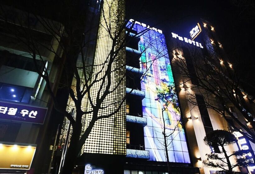Motel Changwon Myeongseodong Dosi Yeohaeng