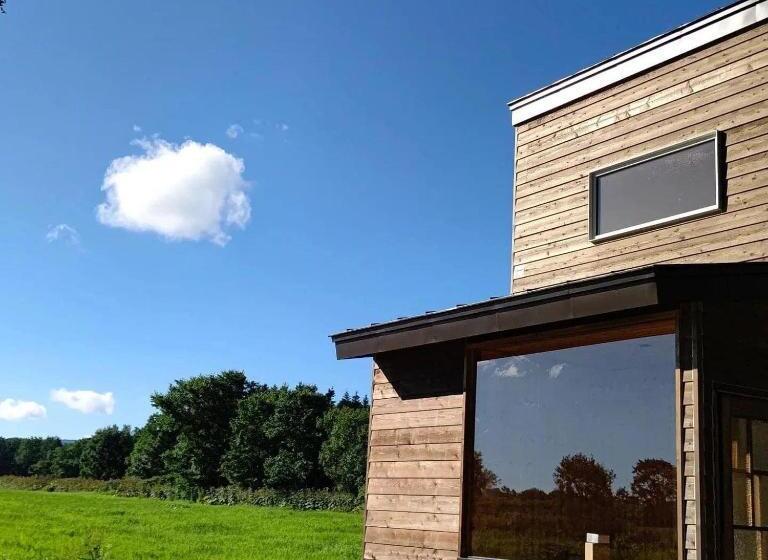 Pensione 小さな森の貸し切り宿forest House Ranapirica