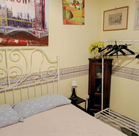 膳宿费 Le Stanze Di Ginevra   Santa Maria A Vico