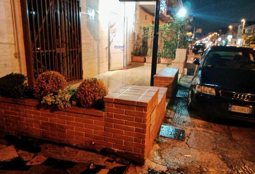 膳宿费 Le Stanze Di Ginevra   Santa Maria A Vico