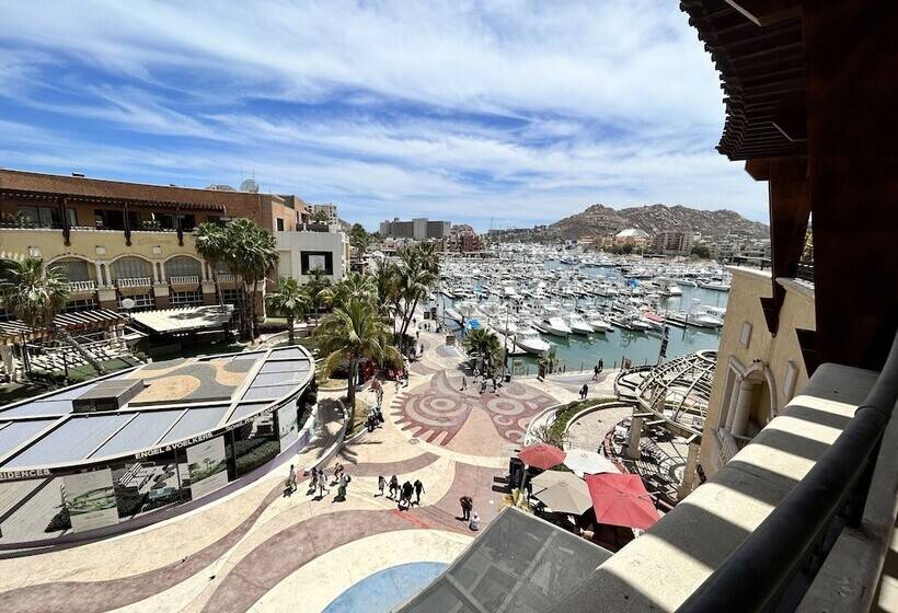 The Paraiso Residences At Marina Cabo