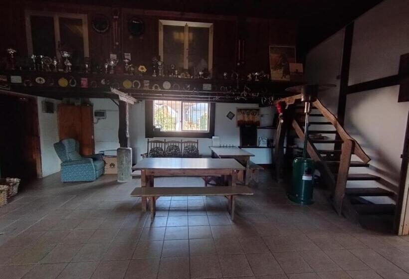 هاستل Alarpe Aterpetxea Bss00035