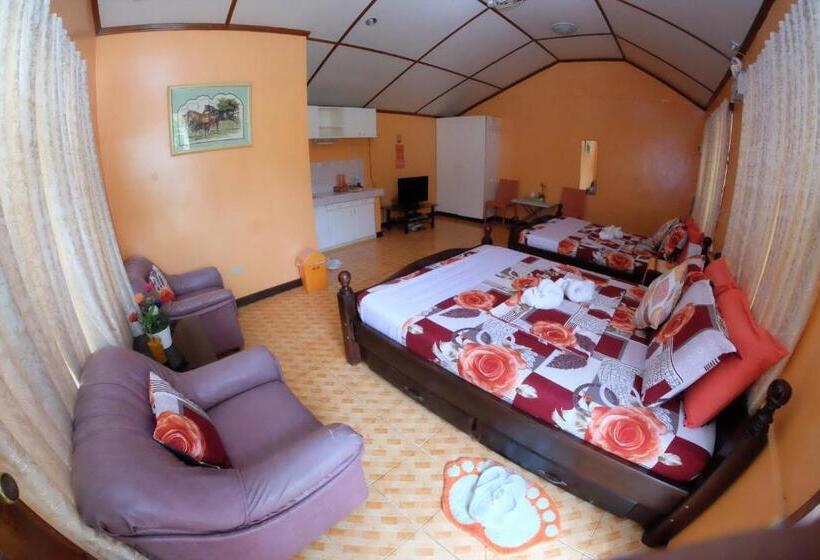 هاستل L & M Hearthstones Lodge