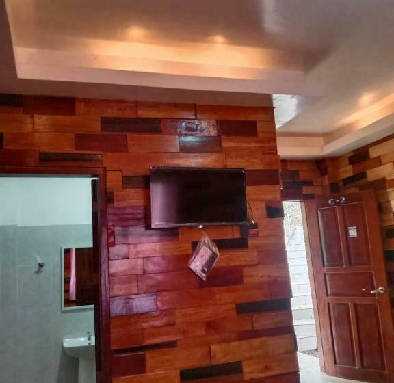 هاستل Woodland Inn