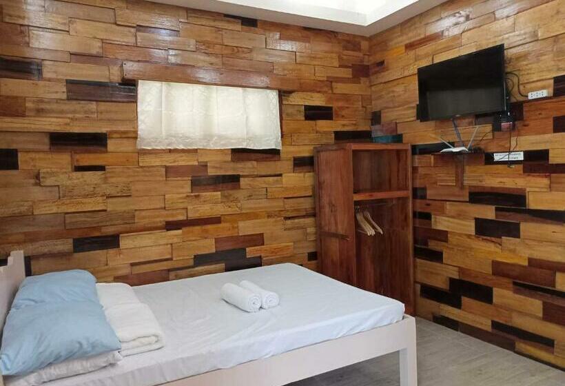 هاستل Woodland Inn