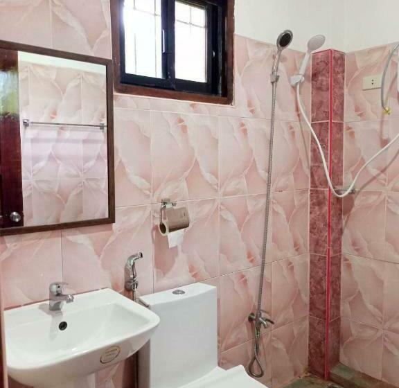 هاستل Woodland Inn