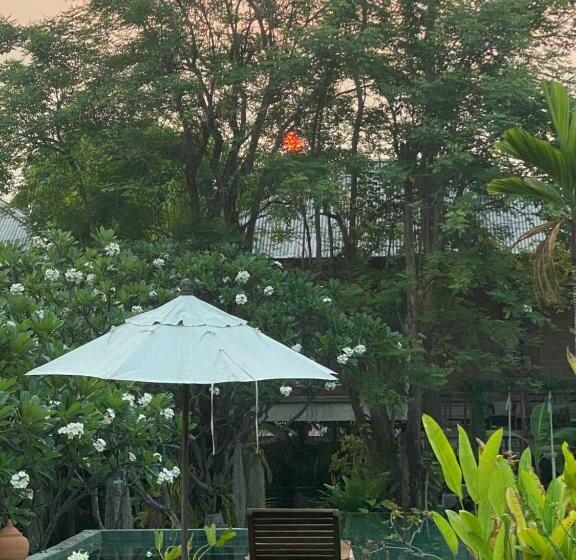 Baansuk Sukhothai Resort