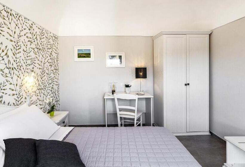 تختخواب و صبحانه Via Barocca