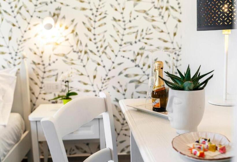 تختخواب و صبحانه Via Barocca