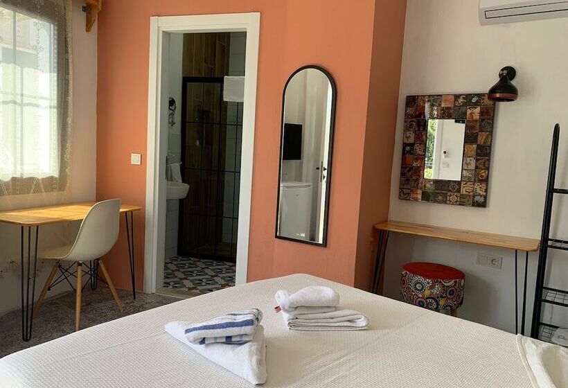 تختخواب و صبحانه Arden S House