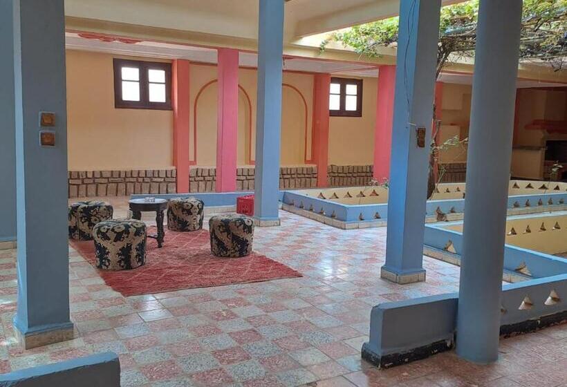 تختخواب و صبحانه Auberge Jaafar