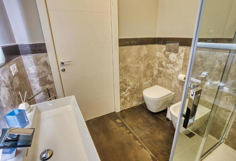 تختخواب و صبحانه Distinto Suite &s