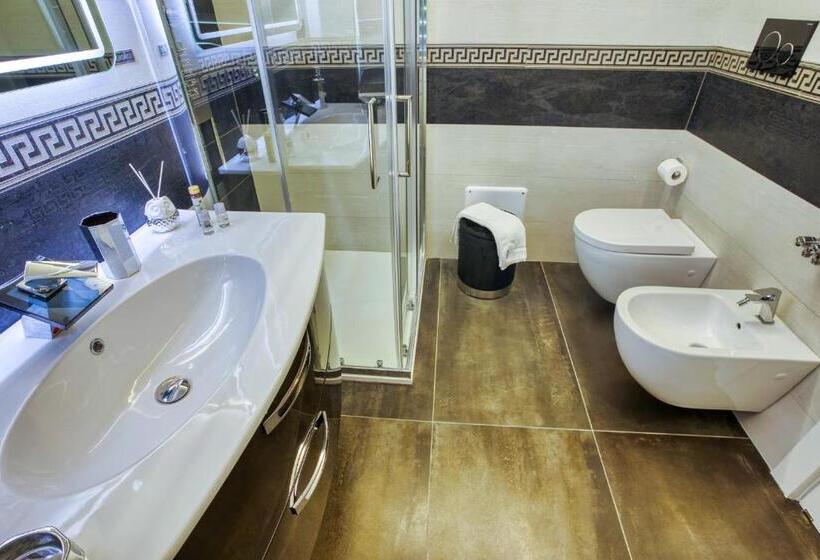 تختخواب و صبحانه Distinto Suite &s