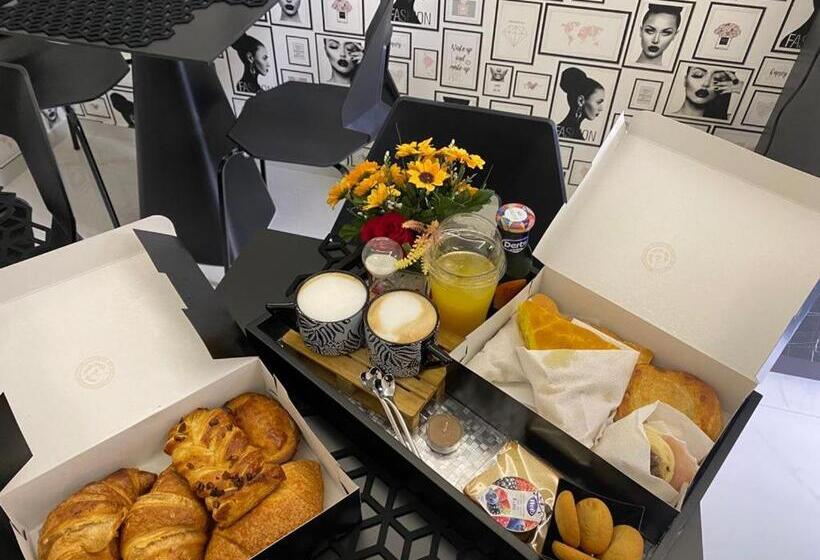 تختخواب و صبحانه Distinto Suite &s