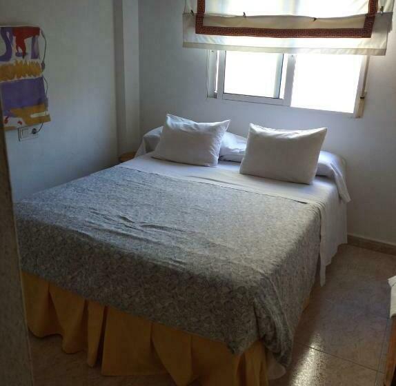 تختخواب و صبحانه El Valle