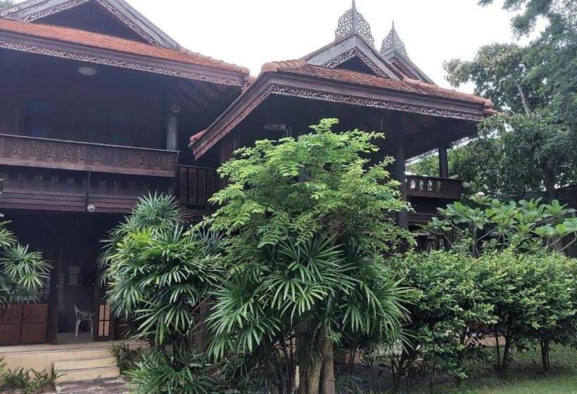 تختخواب و صبحانه Fueangfu Villa Chaweng