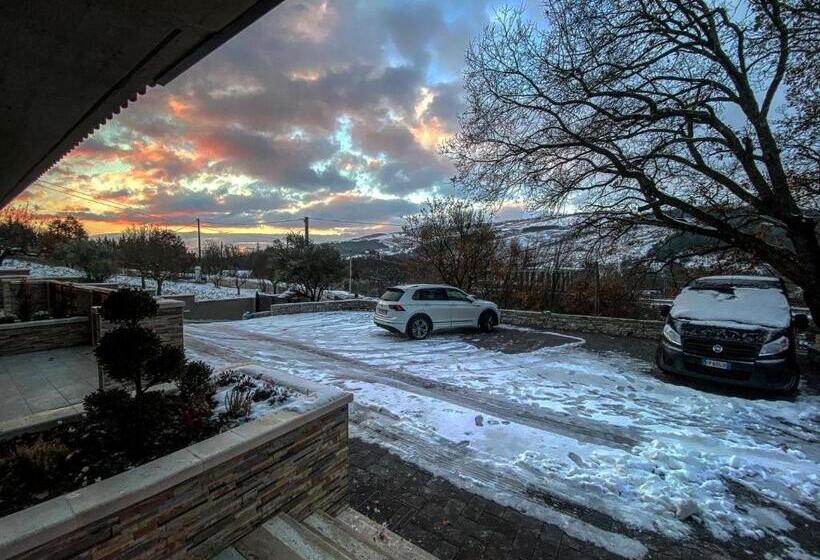 צימר L Antica Quercia