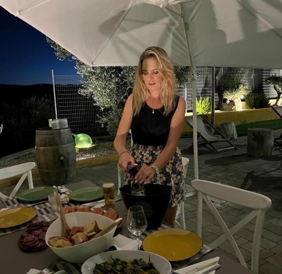 تختخواب و صبحانه La Corte Del Sole