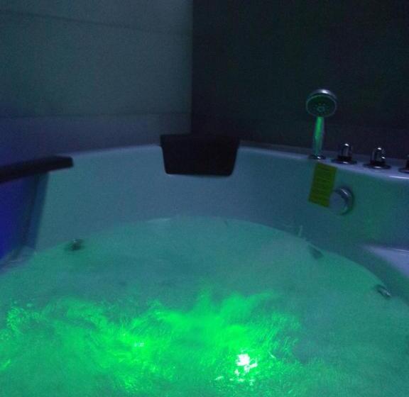 צימר Le Bourget   Suite Romantique