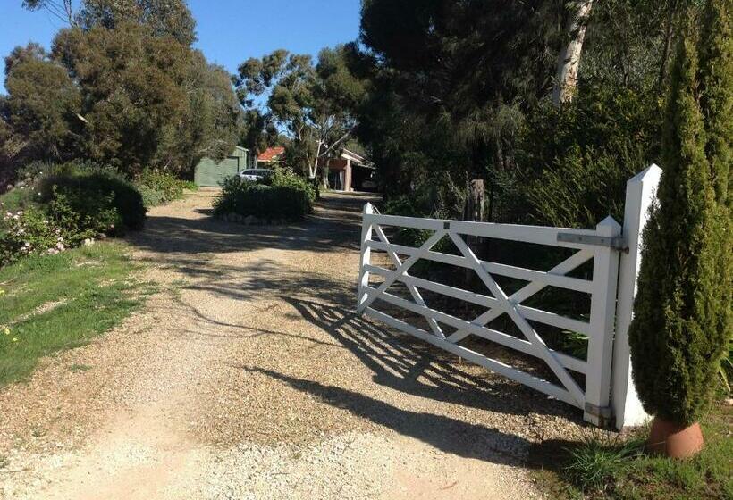 Bed and Breakfast Port Elliot Rural Retreat