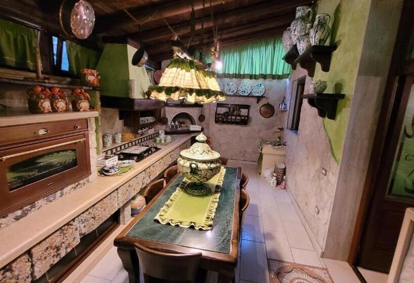 مبيت وإفطار Queen S Luxurious House