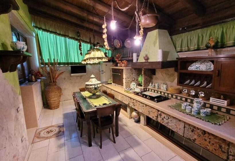 مبيت وإفطار Queen S Luxurious House